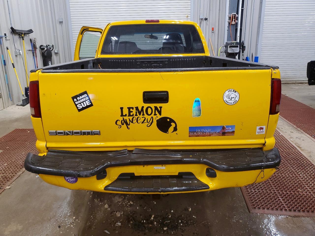 2002 GMC Sonoma