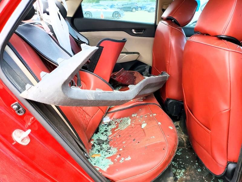 2019 Hyundai Accent se