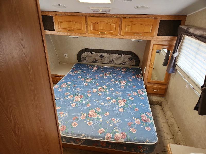 2004 Foresriver 2004 Forest River Wildcat Camper