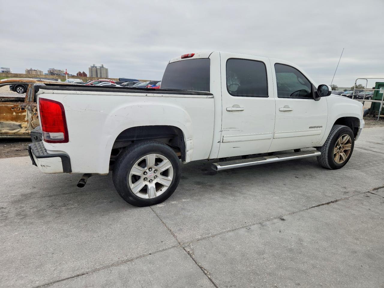 2011 GMC Sierra C1500 SLT