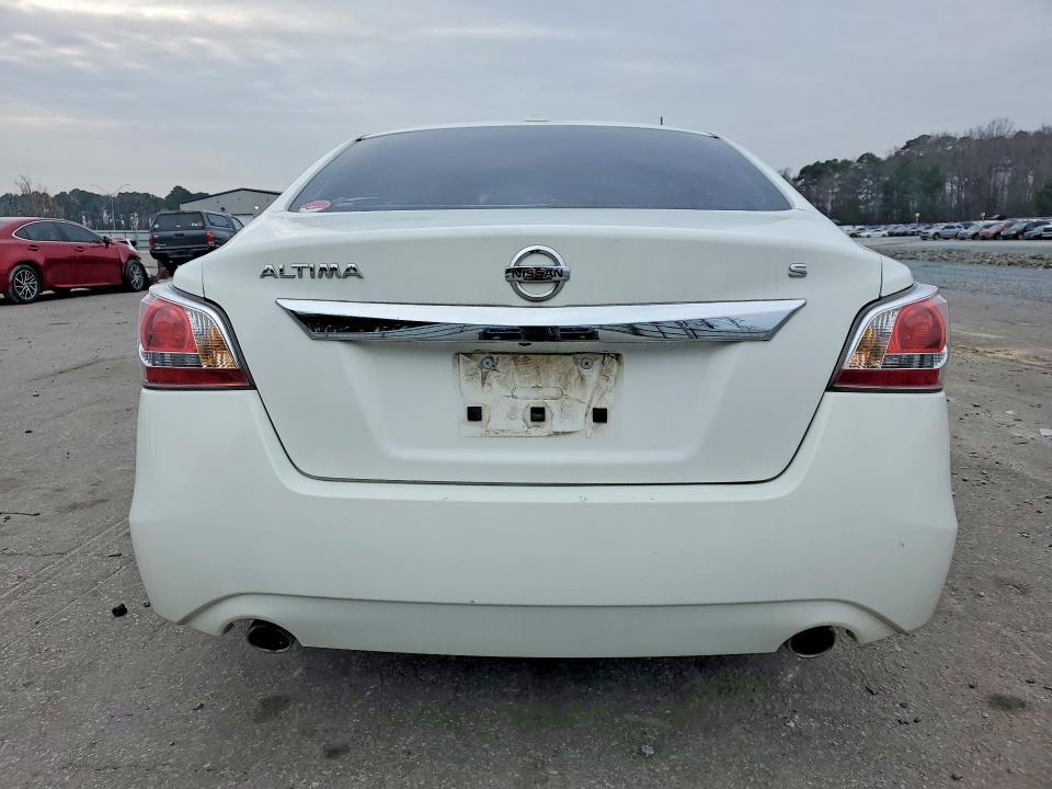 2015 Niss Altima 2.5 s