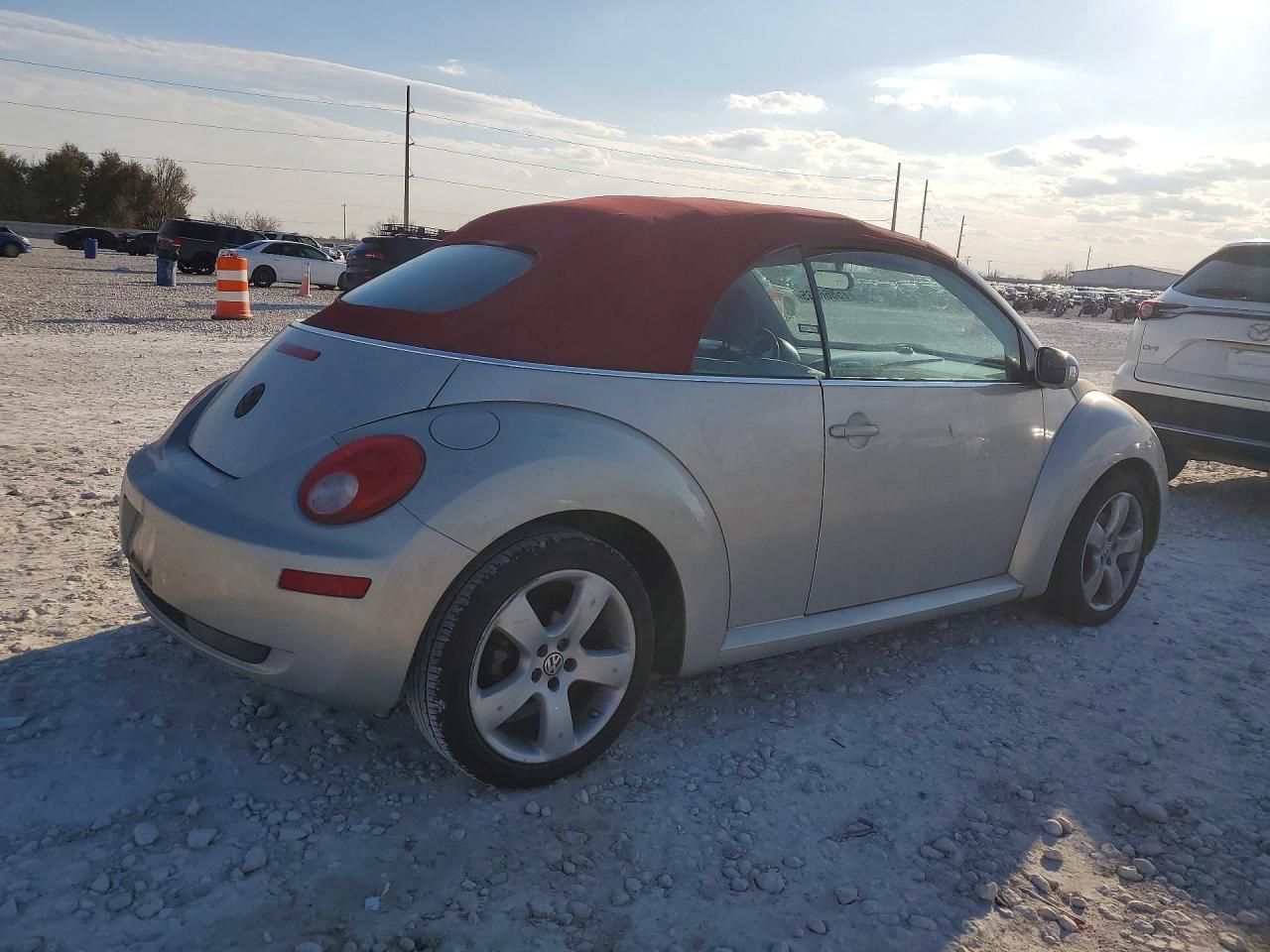 2009 Volkswagen New Beetle Blush Edition