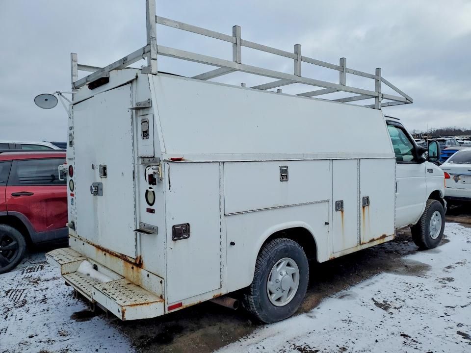 2005 Ford Econoline E350 Super Duty Cutaway van