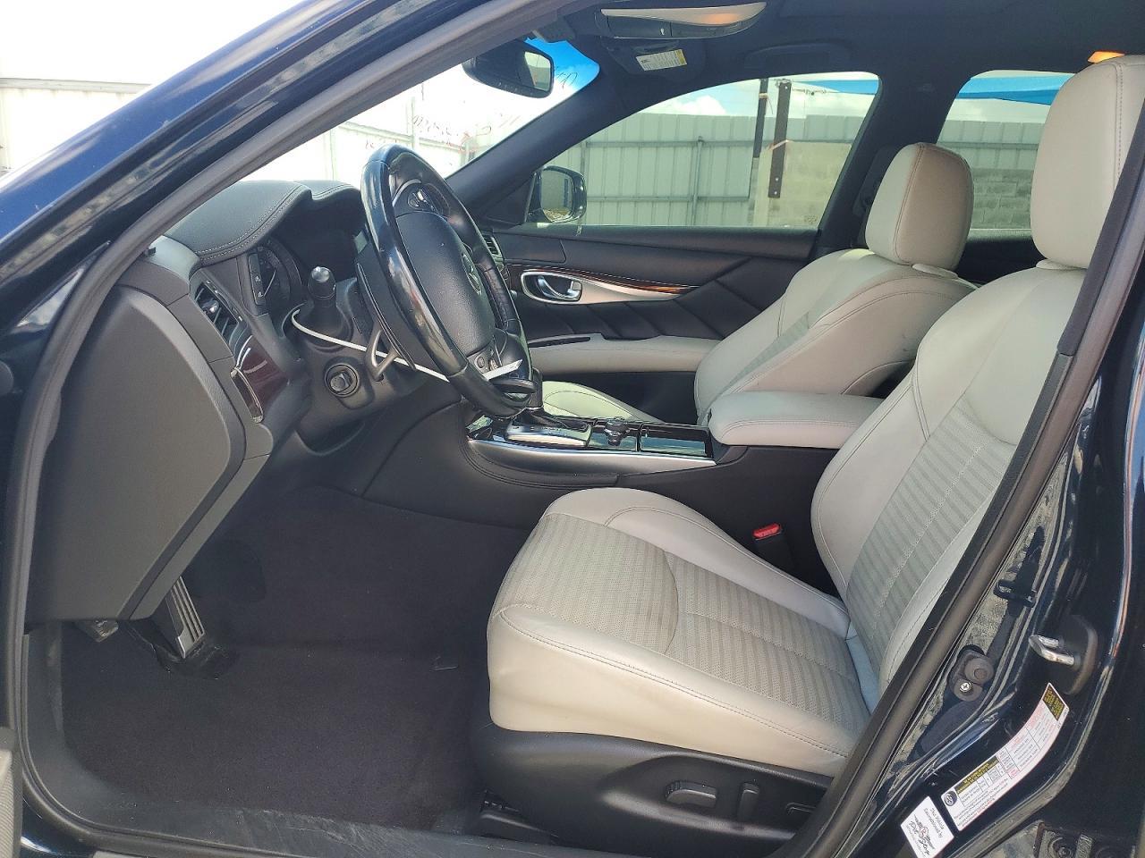 2018 Infiniti Q70 3.7 Luxe