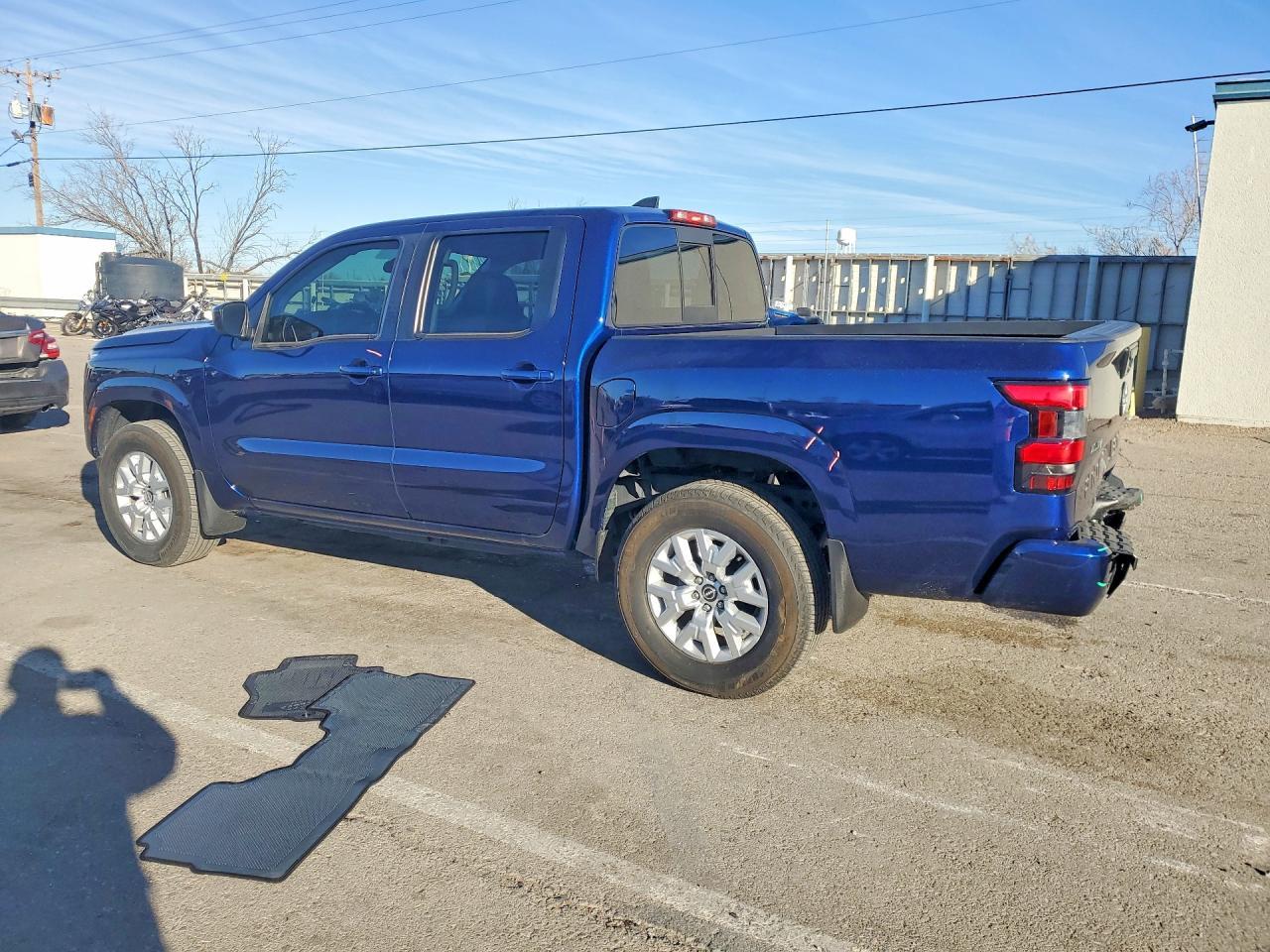 2022 Nissan Frontier SV