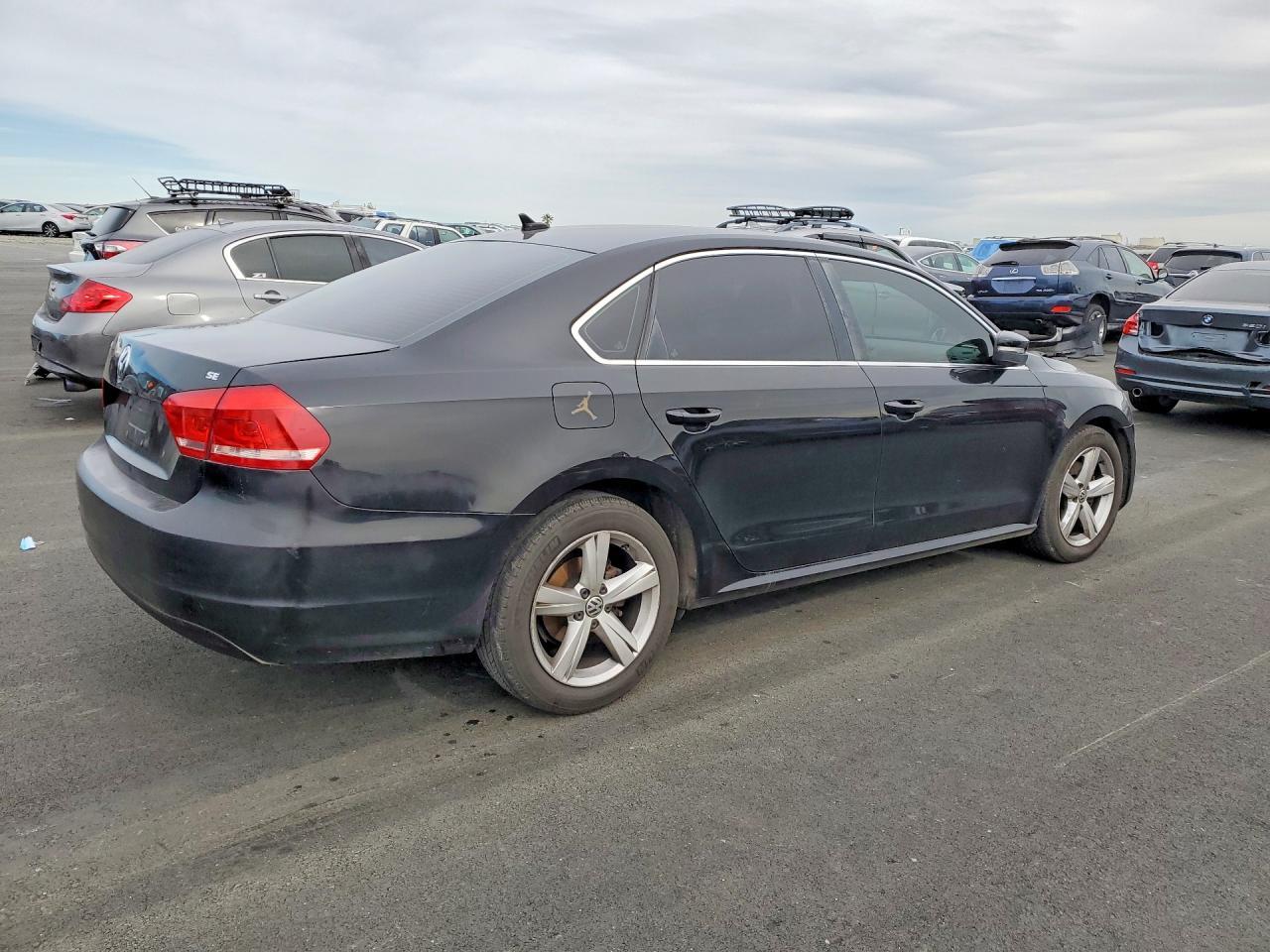 2013 Volkswagen Passat se