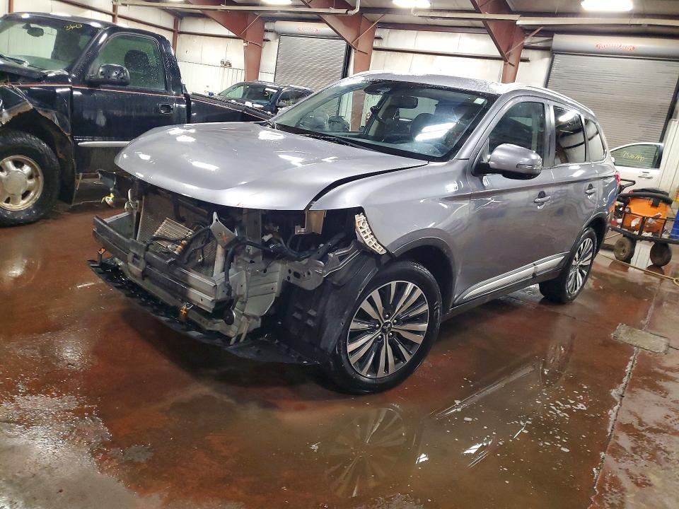 2020 Mitsubishi Outlander se