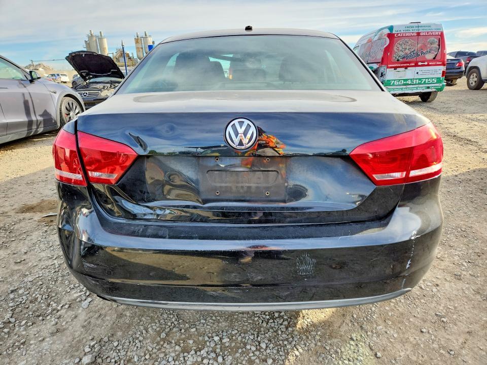 2013 Volkswagen Passat s
