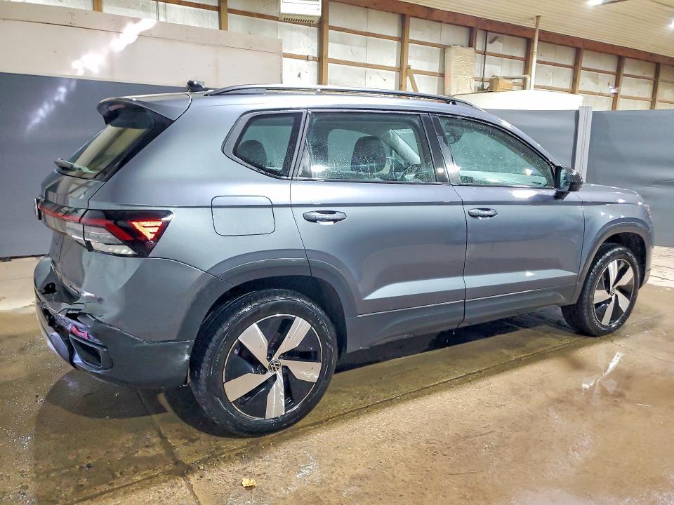 2025 Volkswagen Taos s
