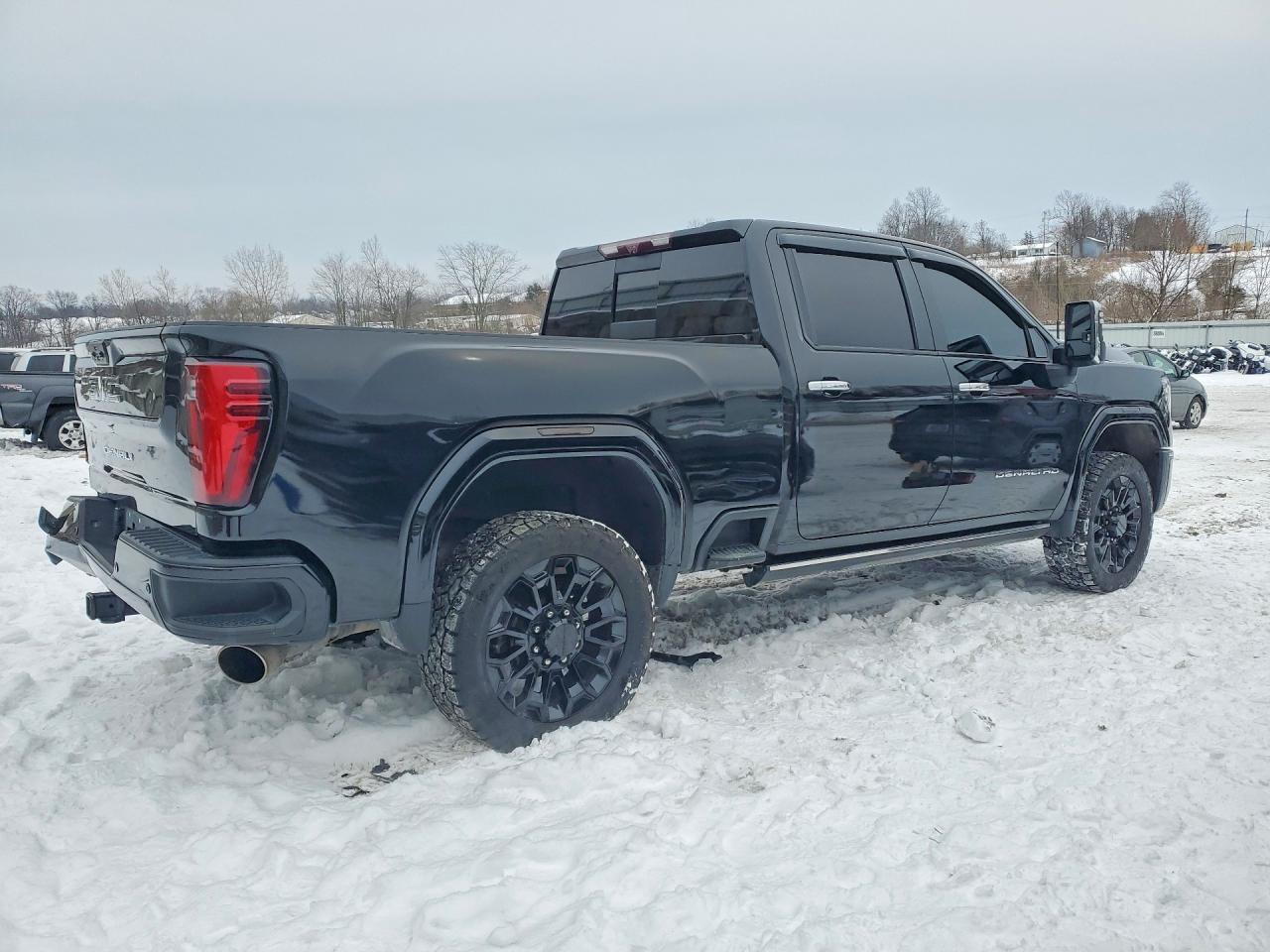 2024 GMC Sierra K2500 Denali