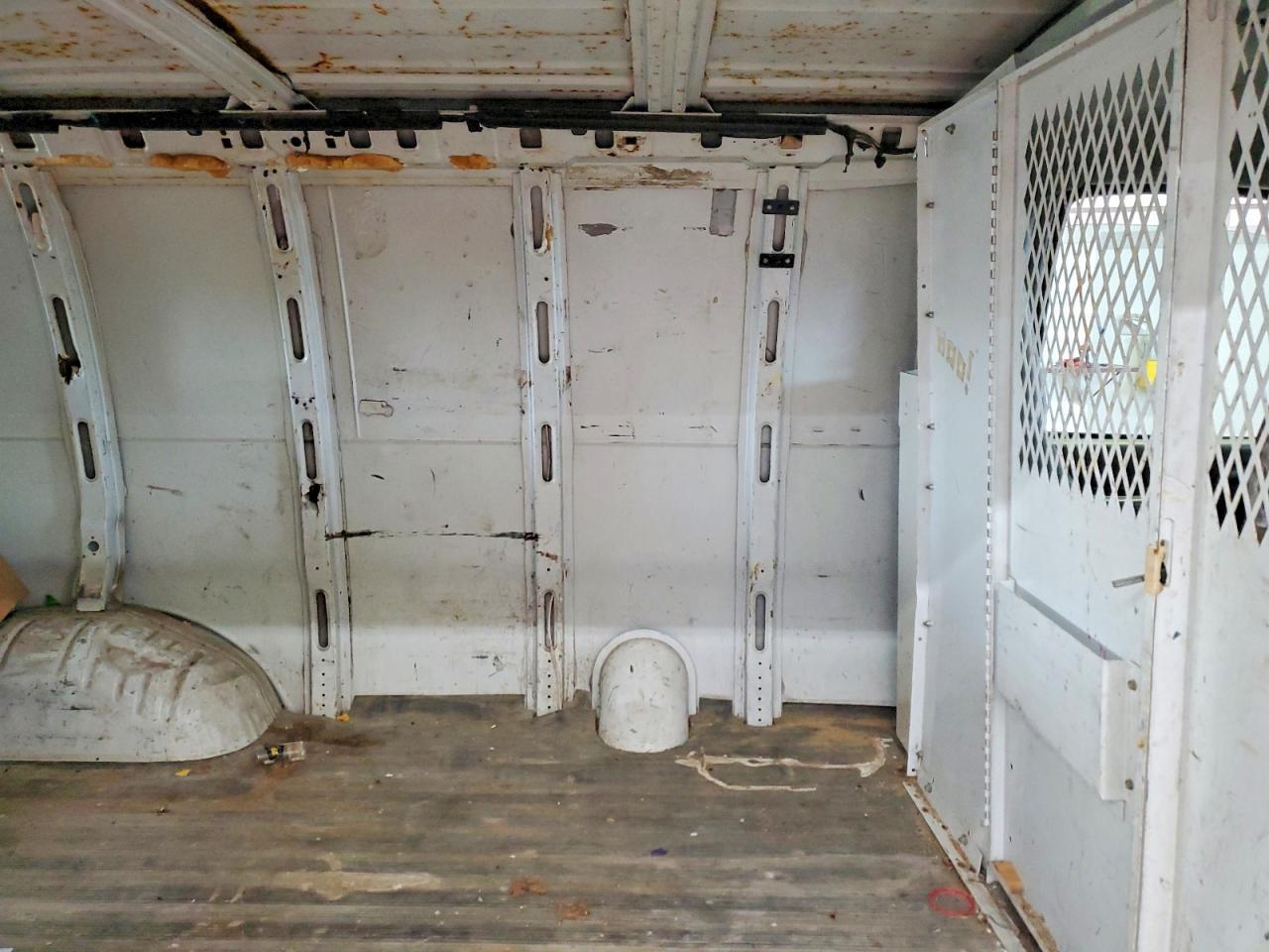 2000 Chev Rolet Express 1500 Utility / Service Van