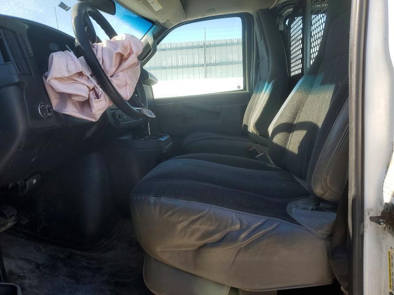 2018 GMC Savana 2500 Delivery van