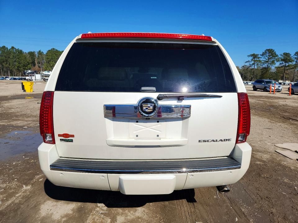2011 Cadillac Escalade Luxury
