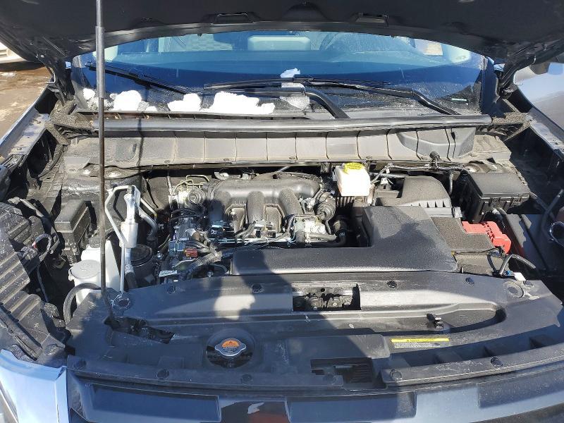 2025 Nissan Pathfinder s