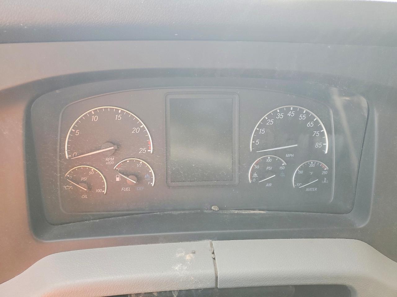 2021 Freightliner Cascadia 126