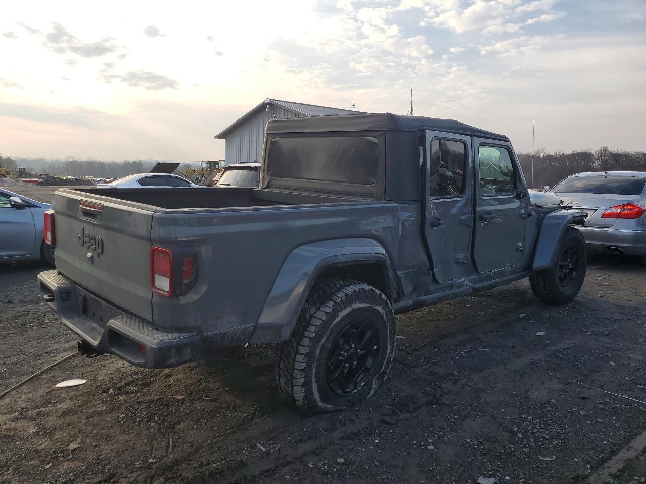 2021 Jeep Gladiator Sport