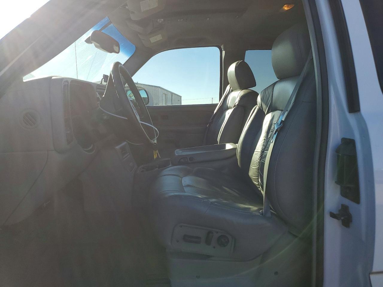 2002 GMC New Sierra C1500