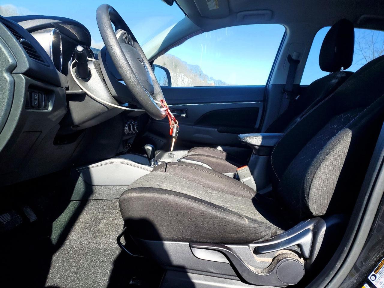 2024 Mitsubishi Outlander Sport s