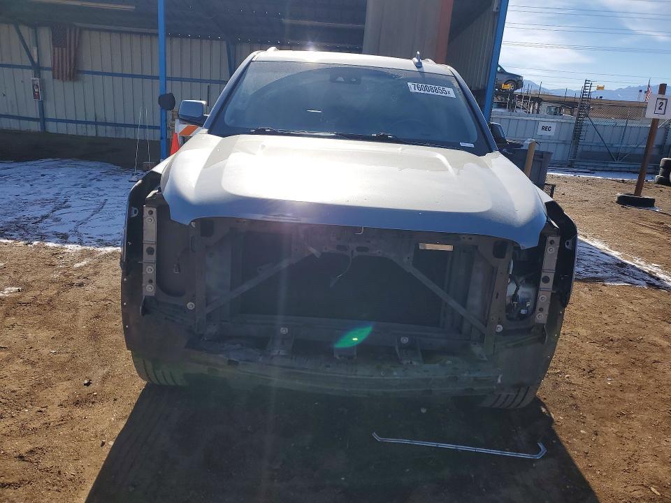 2020 GMC Yukon slt