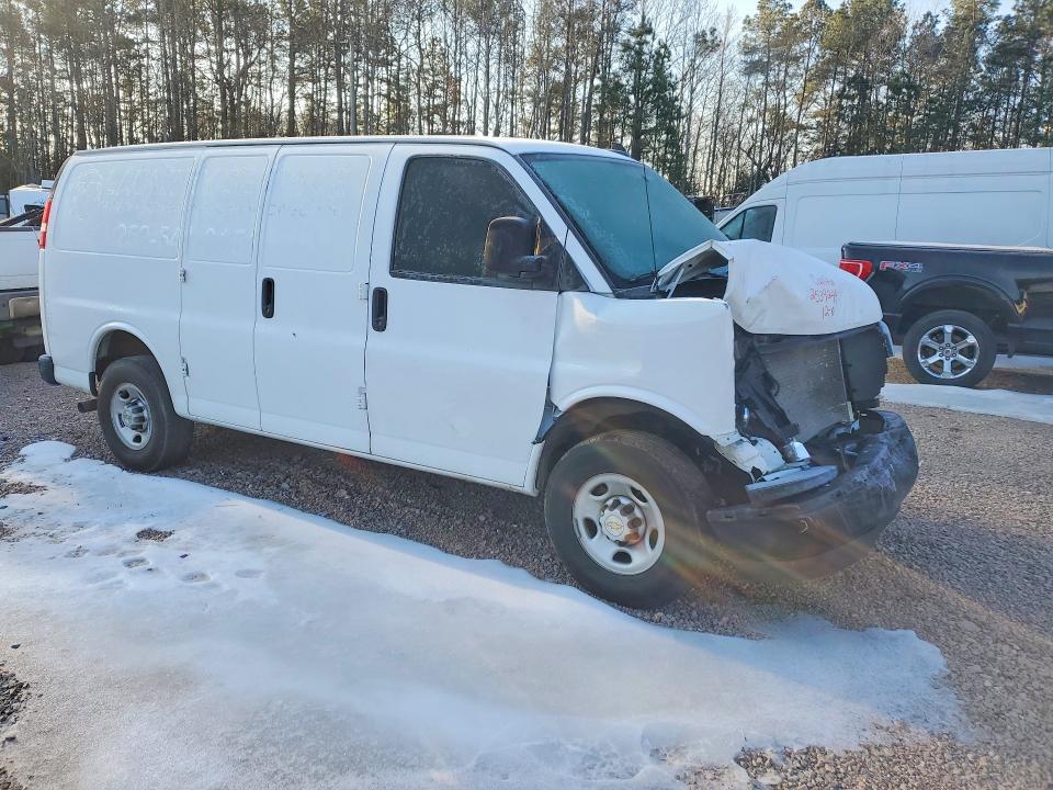 2023 Chevrolet Express G2500