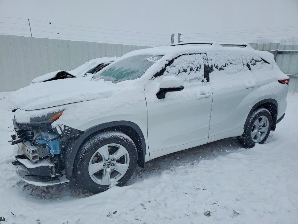 2022 Toyota Highlander l