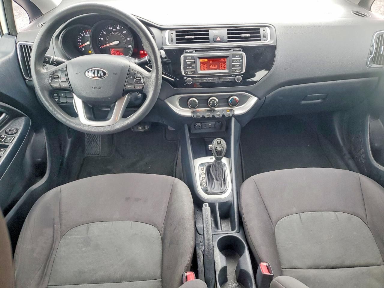 2016 KIA Rio lx