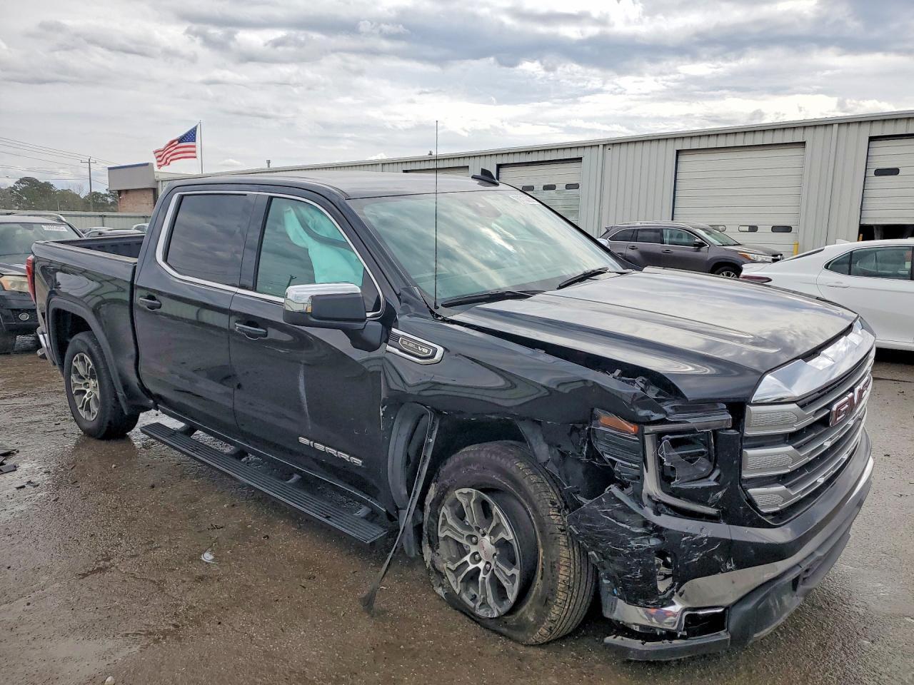 2025 GMC Sierra C1500 SLE