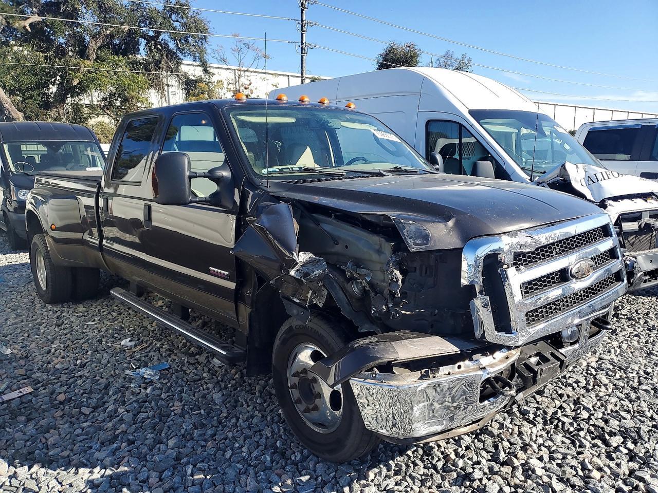 2006 Ford Super Duty F-350 W/D