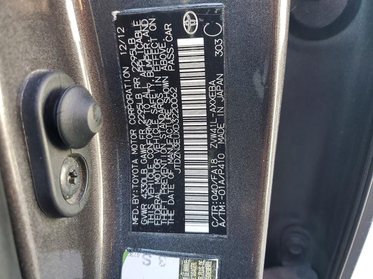 2013 Toyota Prius v