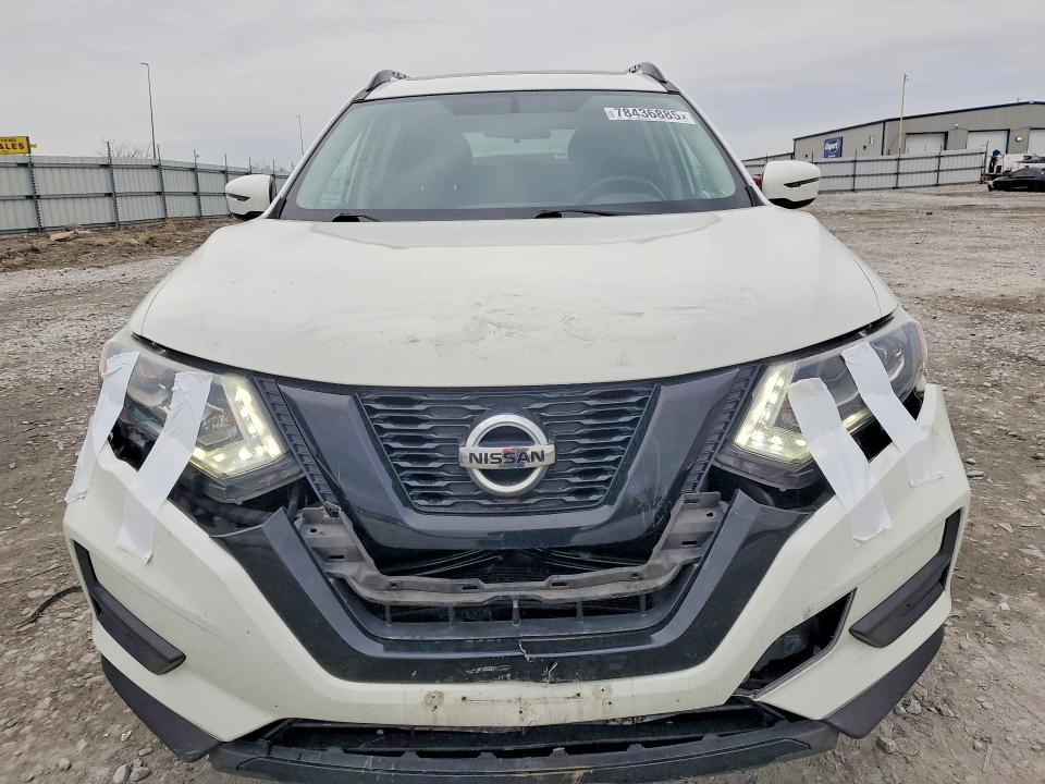 2017 Nissan Rogue sv