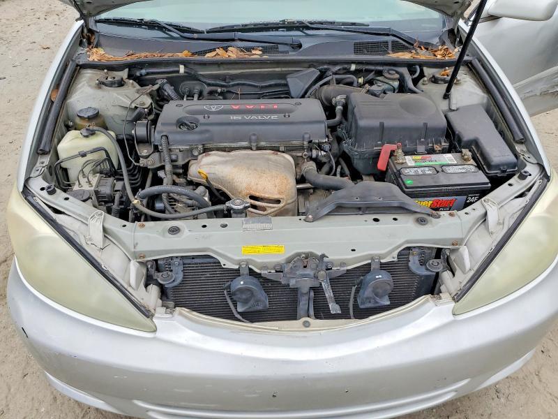 2002 Toyota Camry le