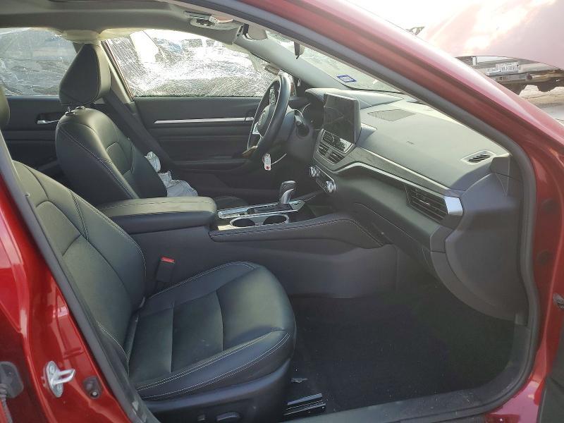 2023 Nissan Altima sl