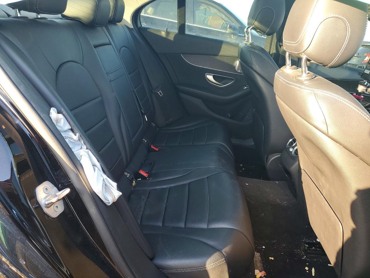 2016 Mercedes-Benz C300