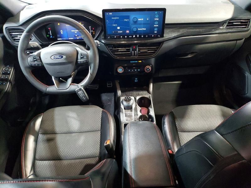 2023 Ford Escape st Line