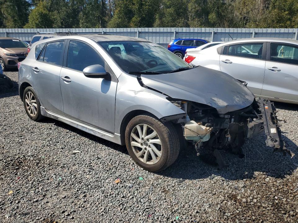 2013 Mazda 3 I