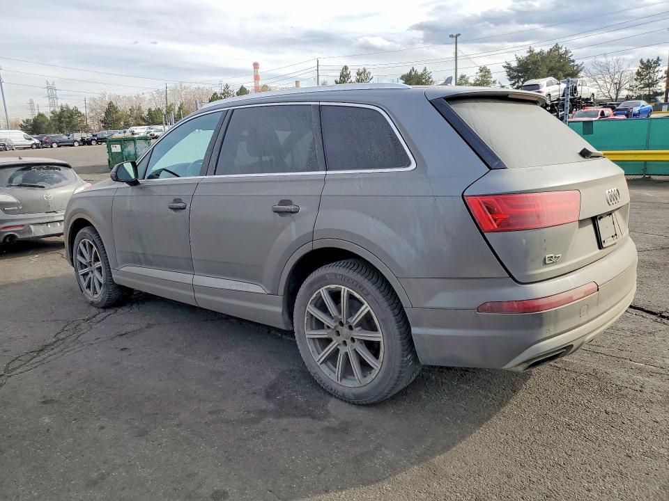 2017 Audi Q7 Premium Plus