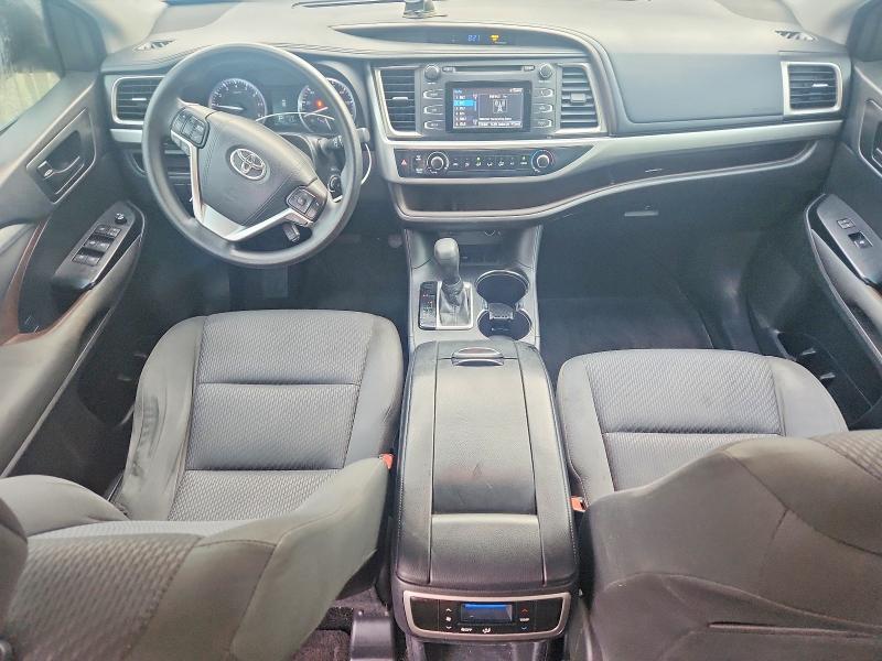 2016 Toyota Highlander le