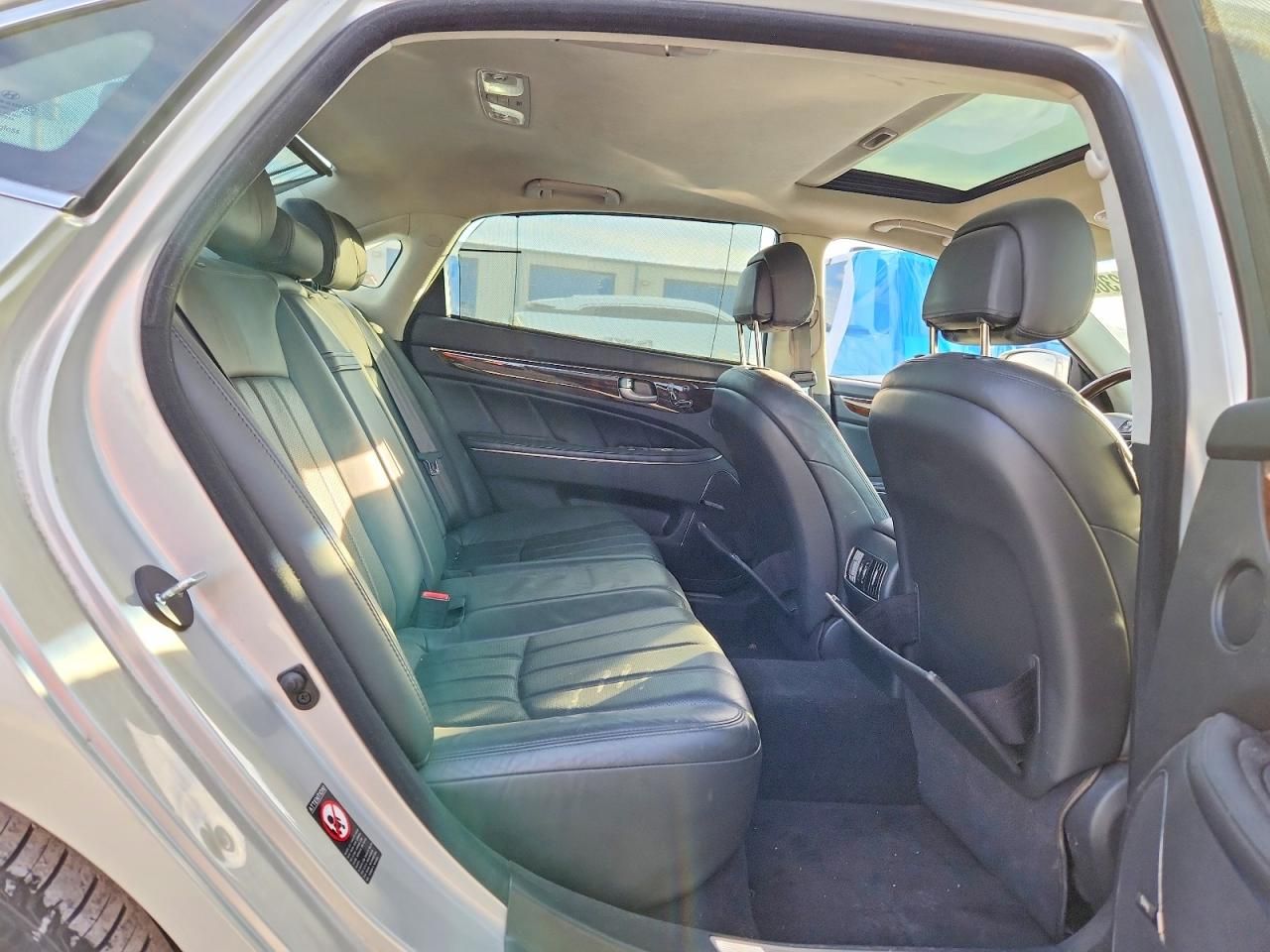 2011 Hyundai Equus Signature