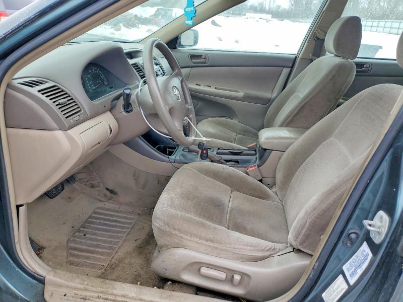 2003 Toyota Camry le