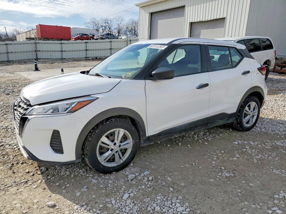 2021 Nissan Kicks s
