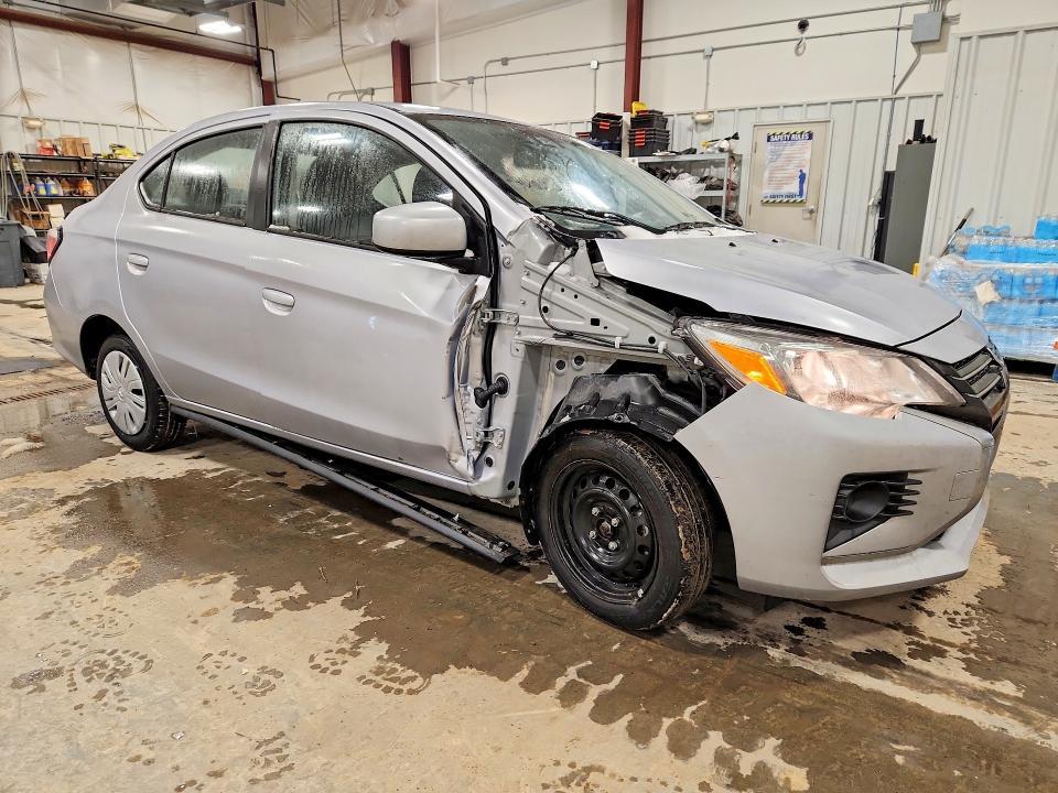 2024 Mitsubishi Mirage G4 es