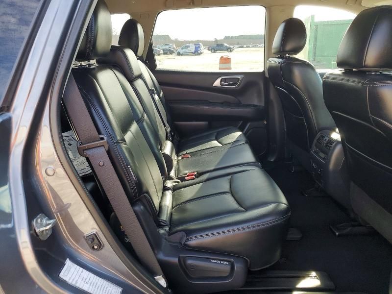 2020 Nissan Pathfinder sl