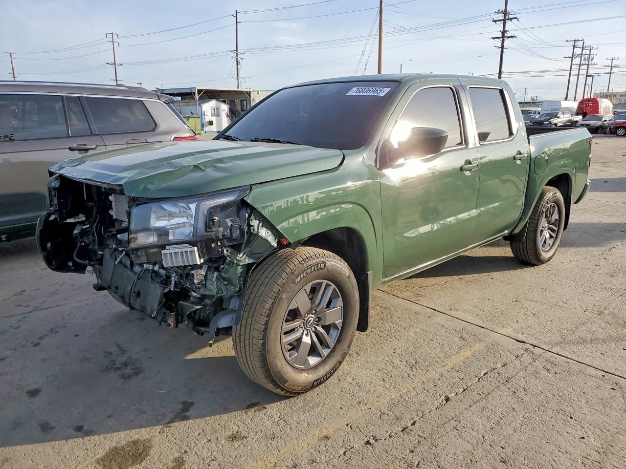 2025 Nissan Frontier s