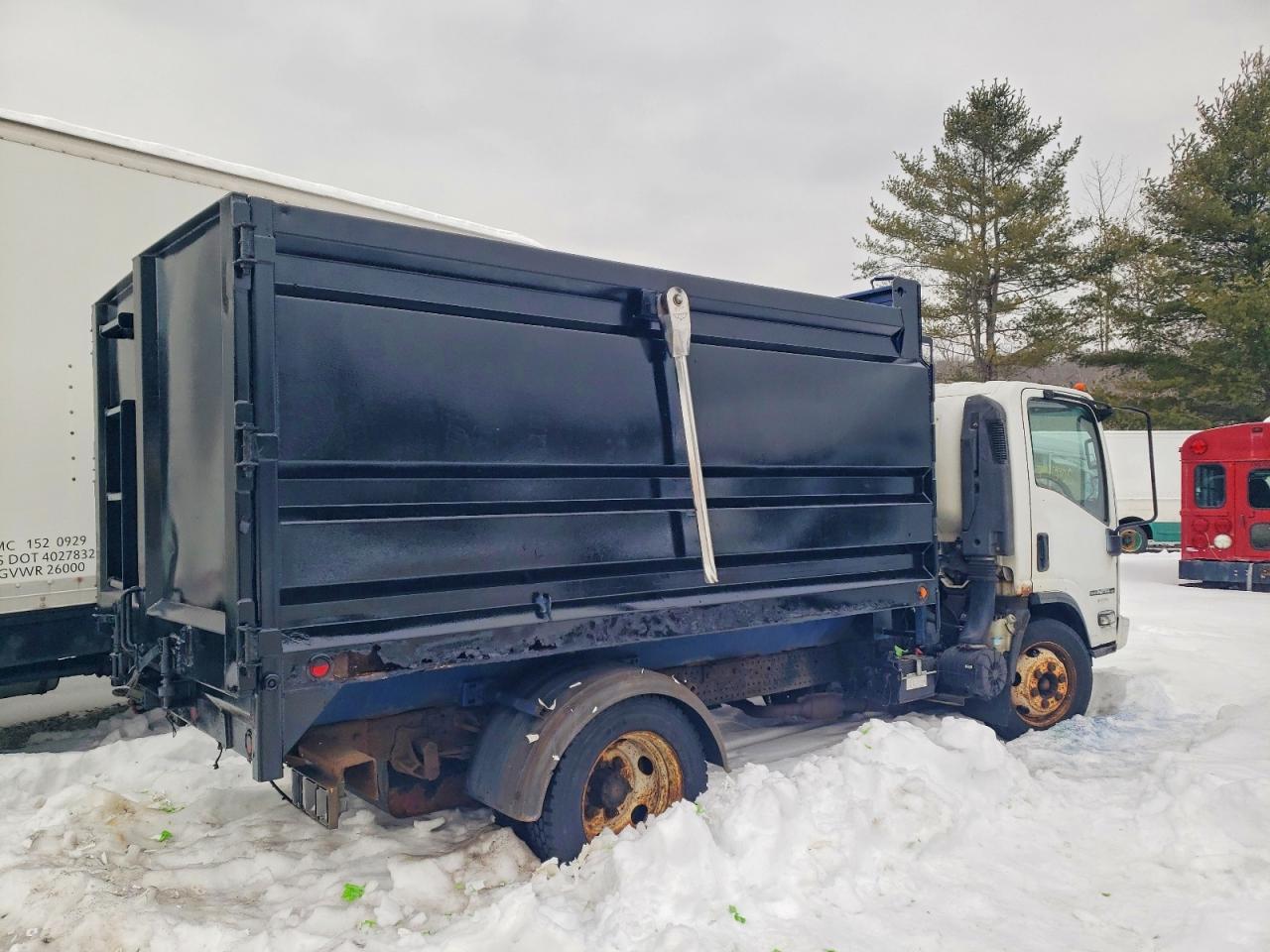 2014 Isuzu NPR HD Refuse Truck