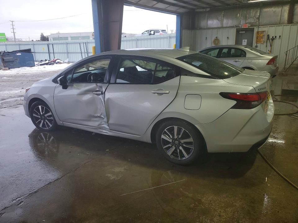 2020 Nissan Versa sv