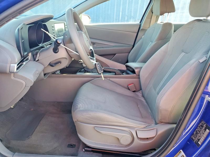 2021 Hyundai Elantra se