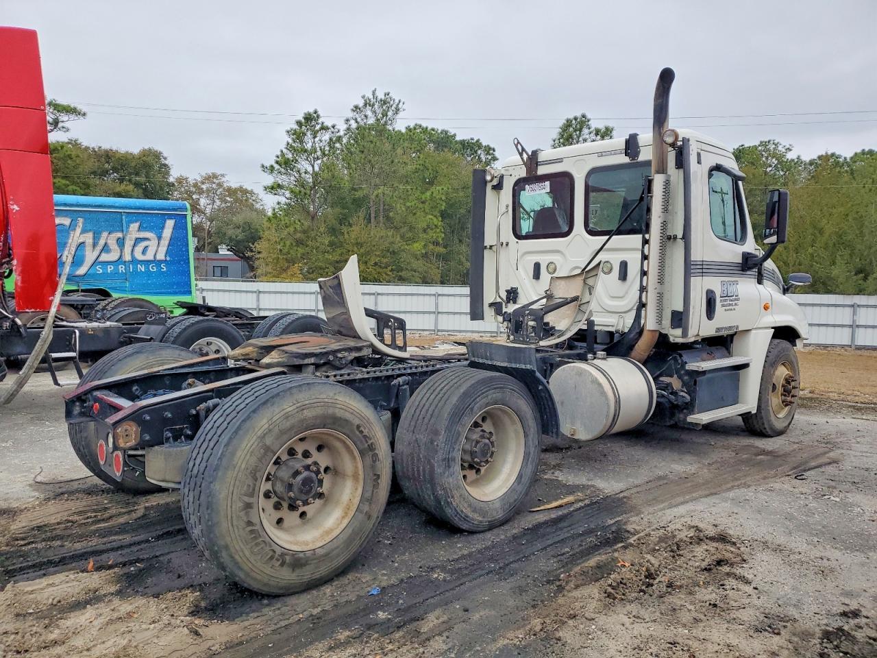 2018 Freigliner 2018 Freightliner Cascadia 125 Semi Truck