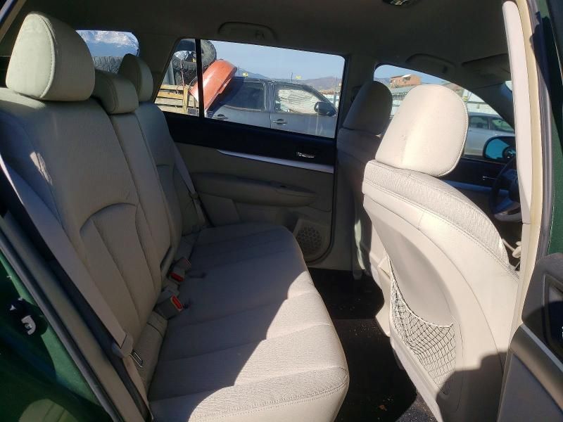 2011 Subaru Outback 2.5i