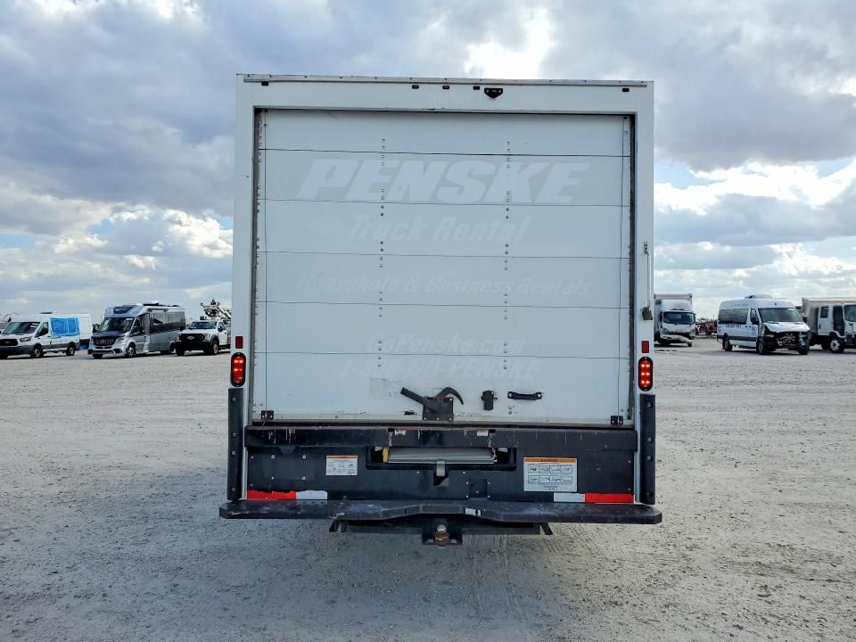 2021 GMC Savana CUT-BOX Truck