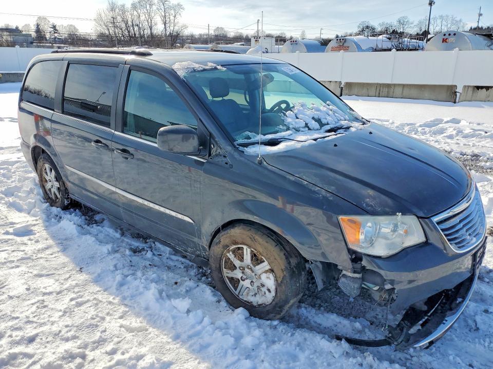 2012 Chrysler Town & Country Touring
